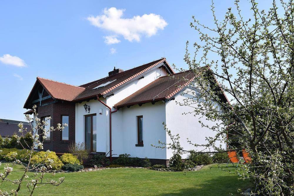 Dom U Zbyszka Z Prywatna Plaza Villa Kiedrowice Exterior photo